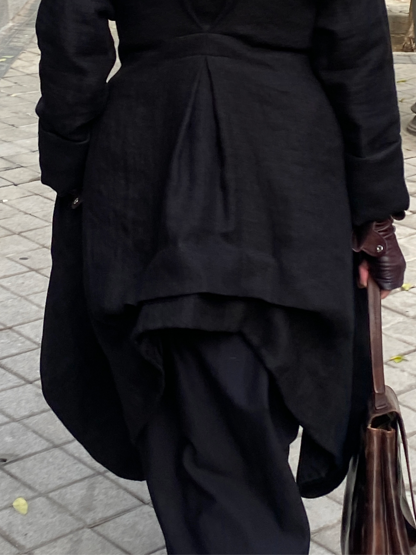 Black Menina short coat