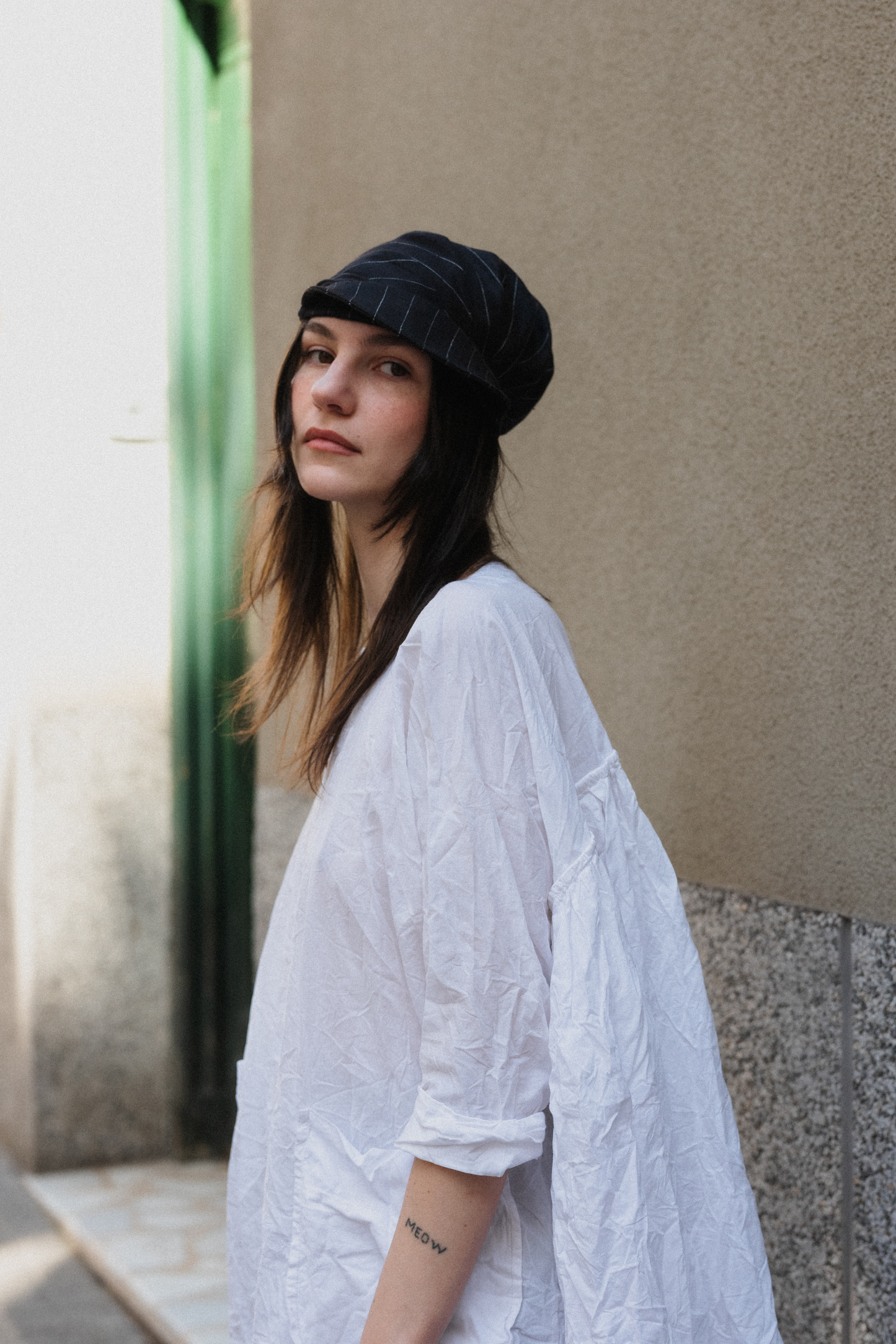 06. White poplin balloon camisole