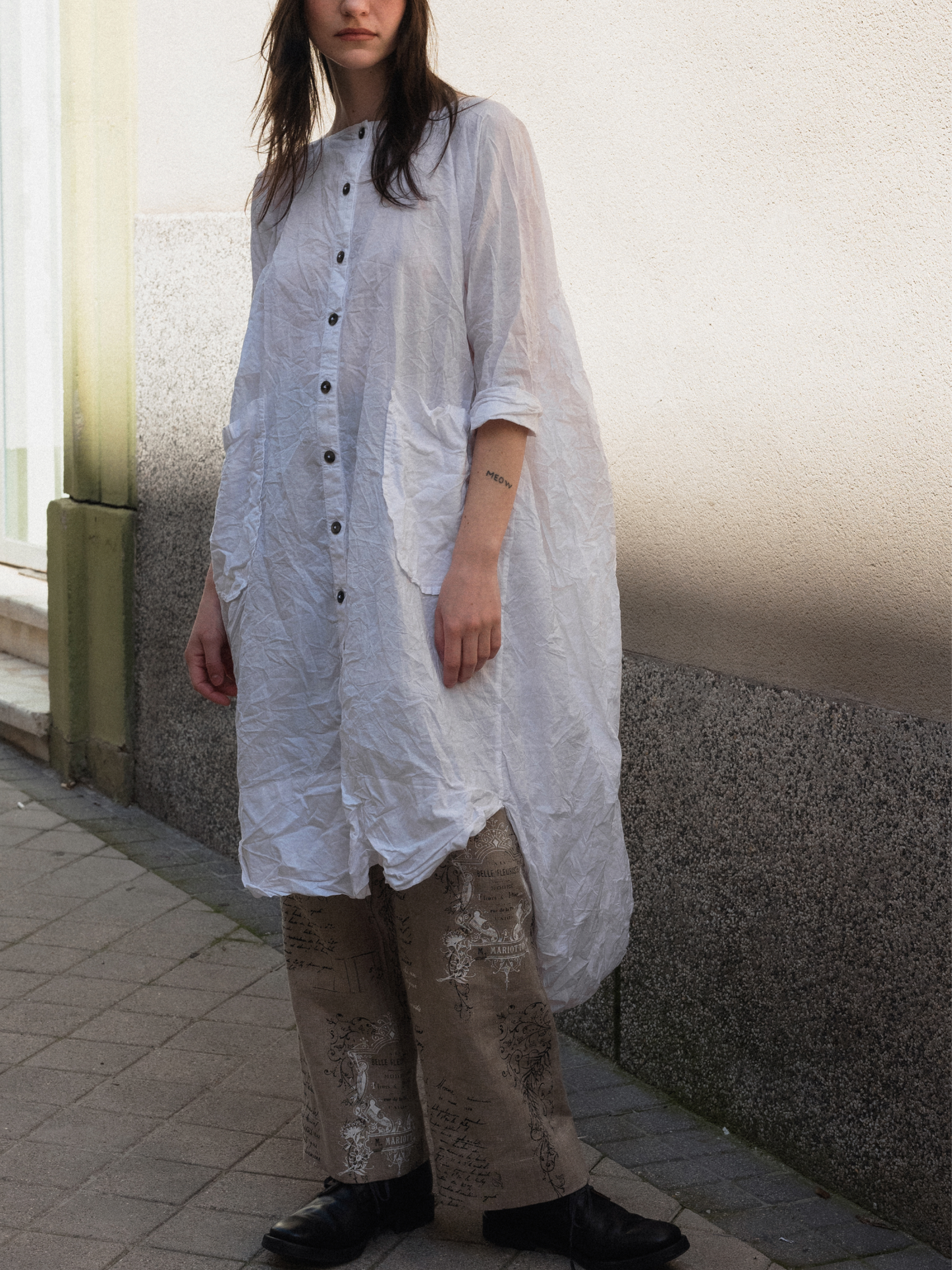 06. White poplin balloon camisole