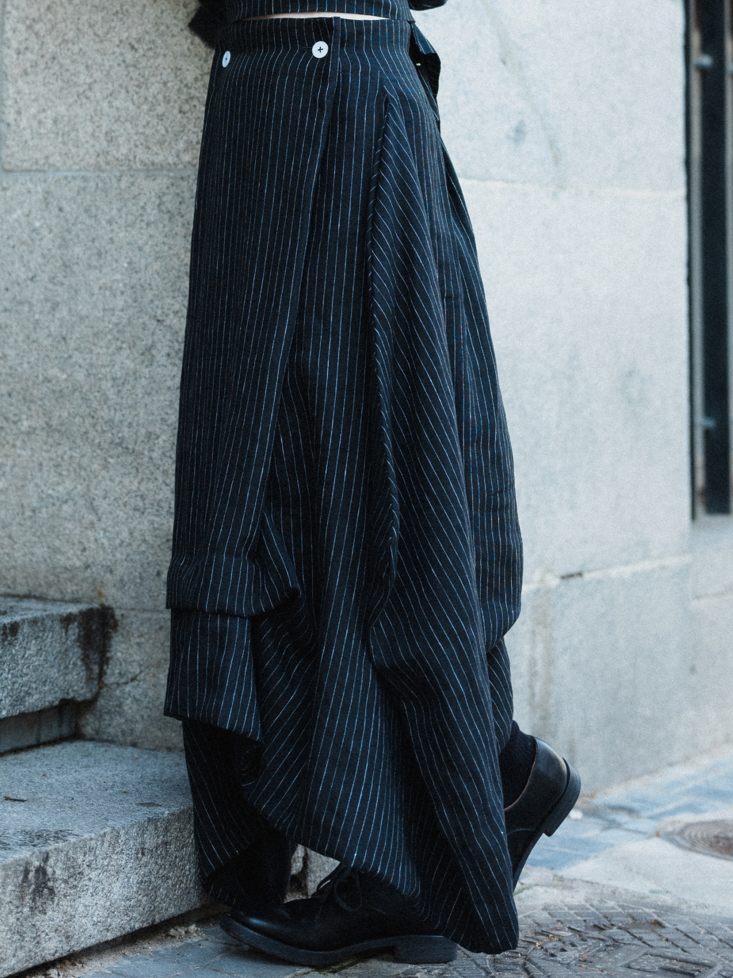 Pinstripe linen Menina skirt