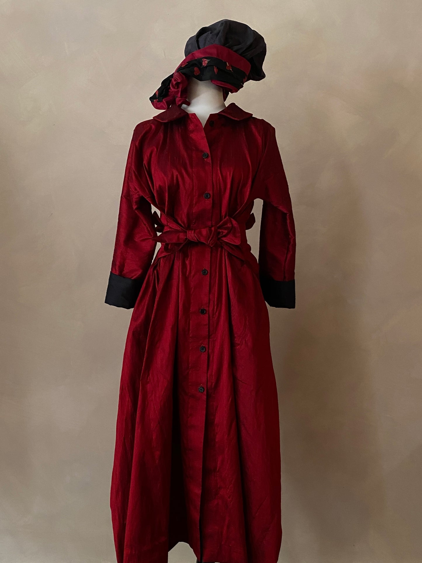 03. Red dupioni silk Menina dress
