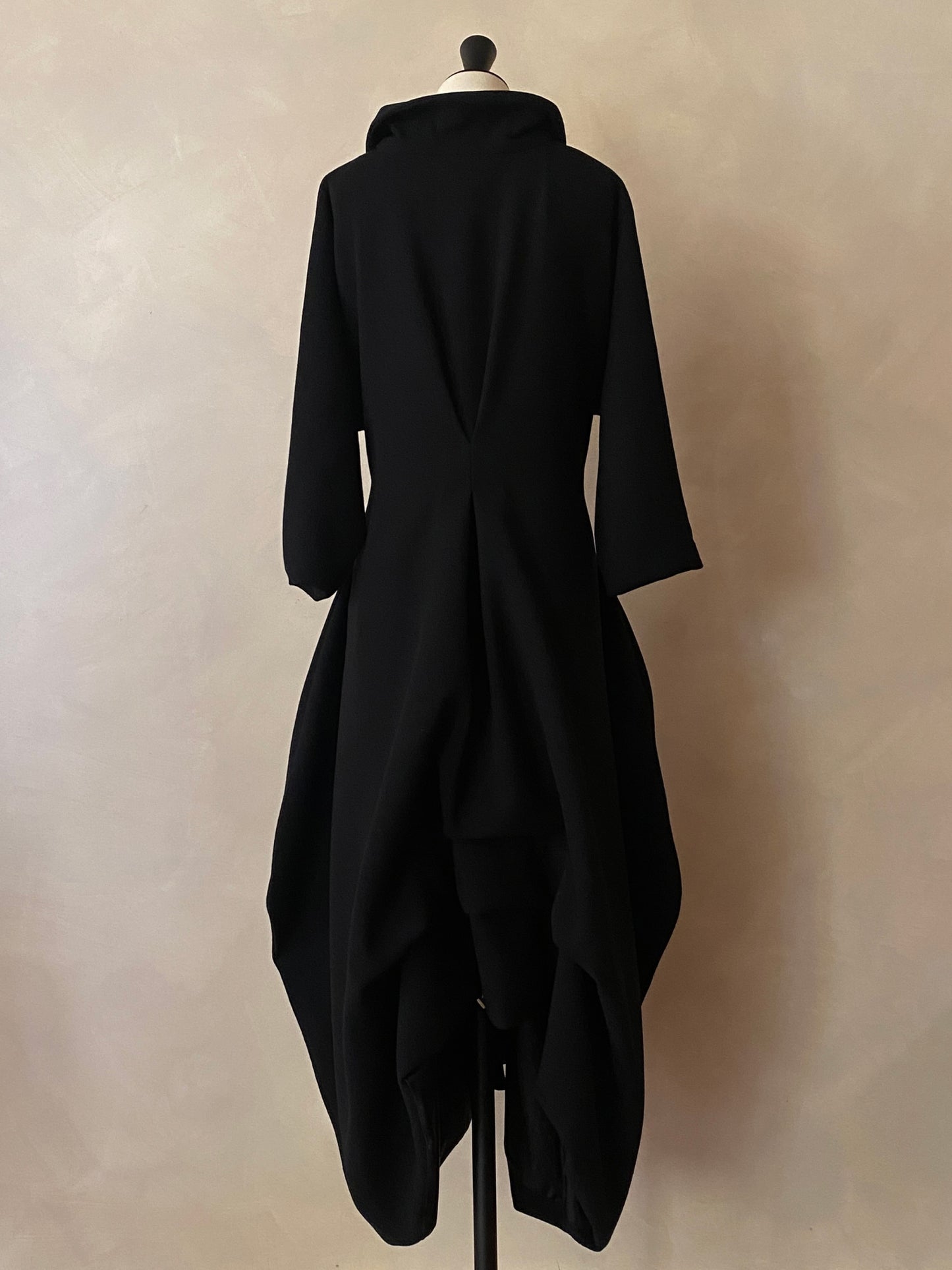 Abrigo Menina en doble crepé de lana