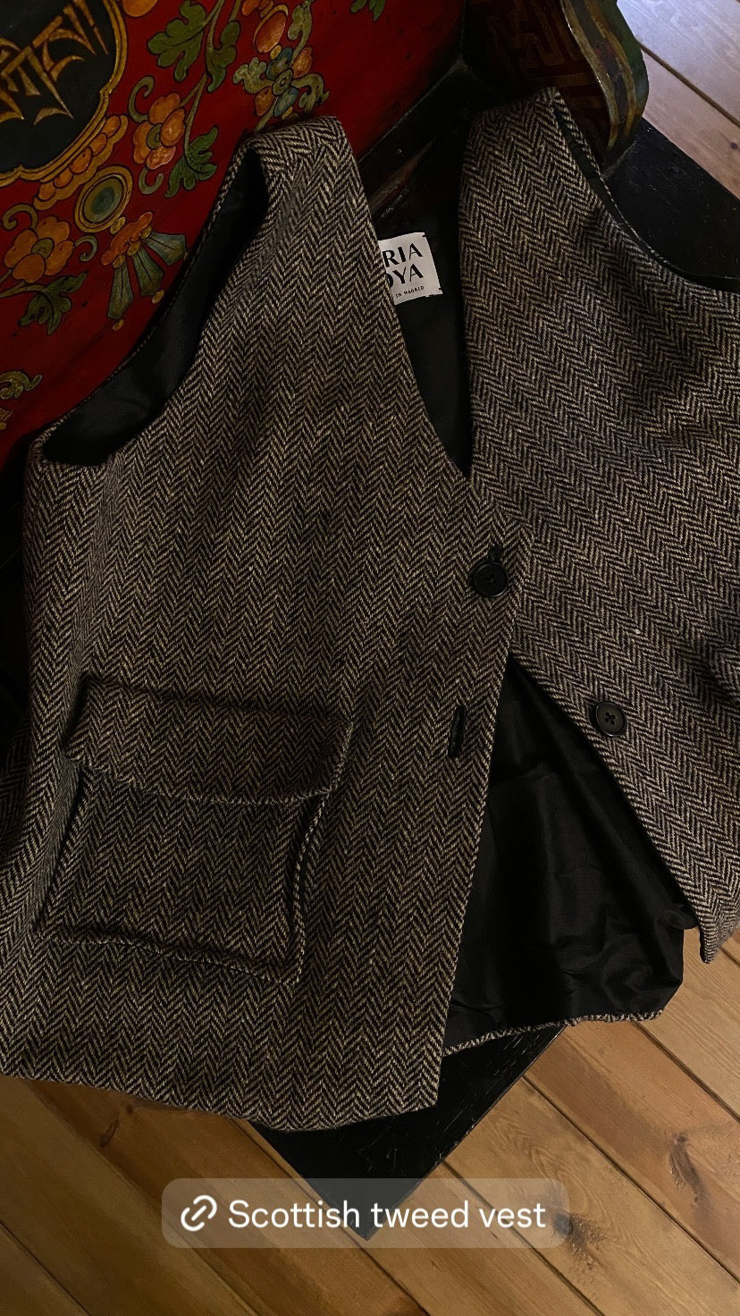 05. Scottish tweed vest
