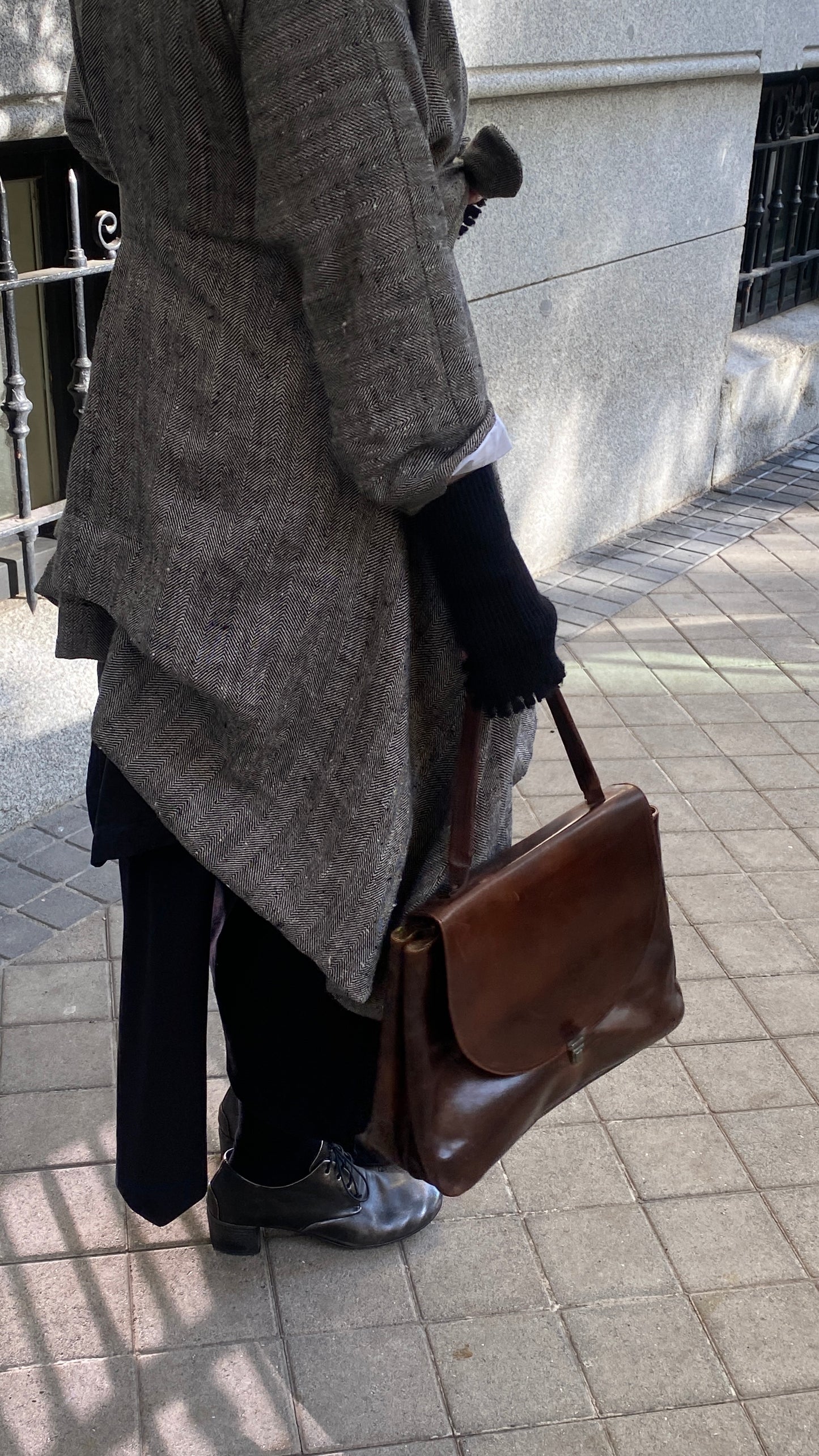 04. Herringbone linen Menina short coat