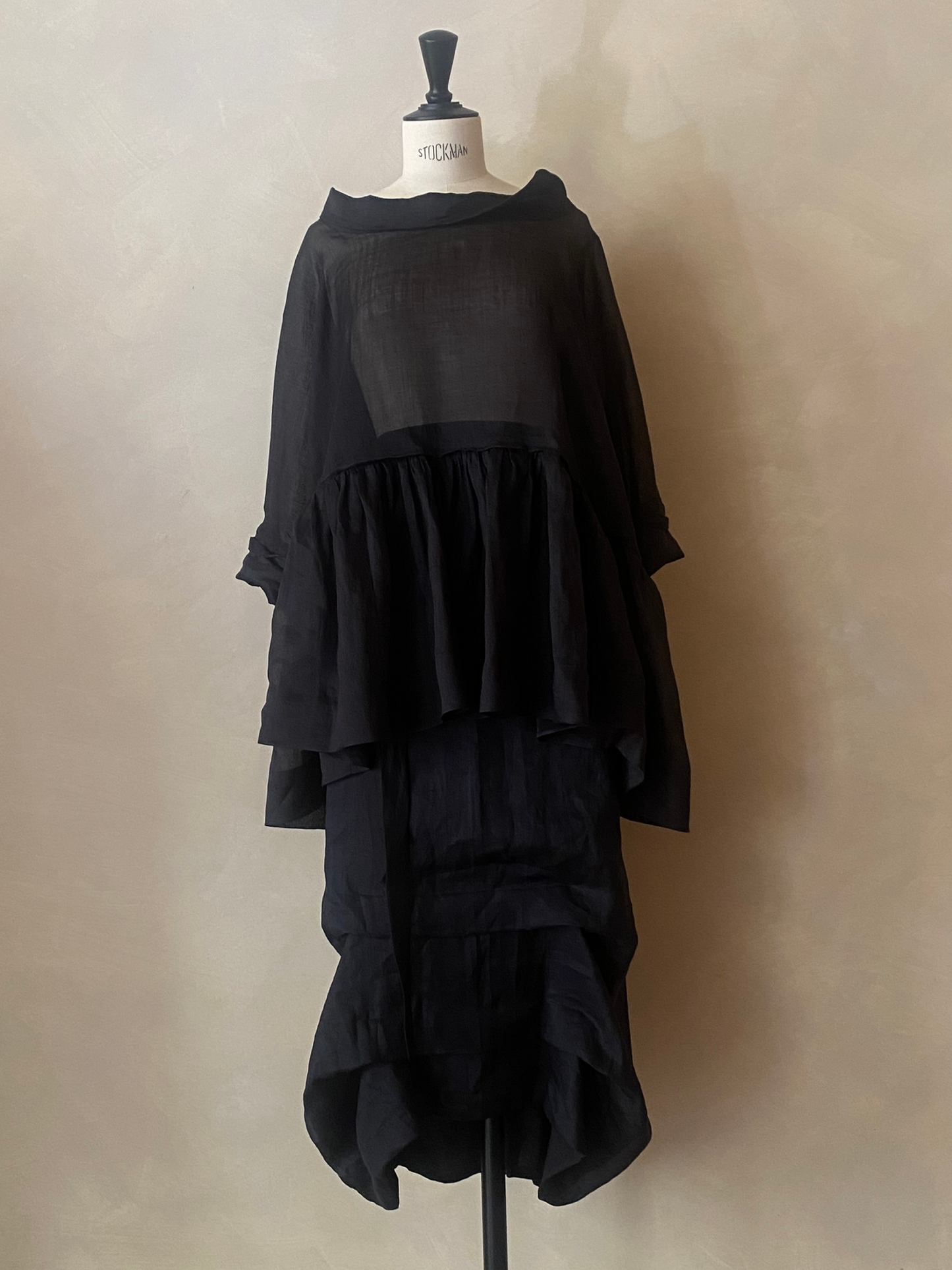 05.Two-piece black ramie dress