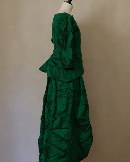 Conjunto de chaqueta y falda de seda dupioni