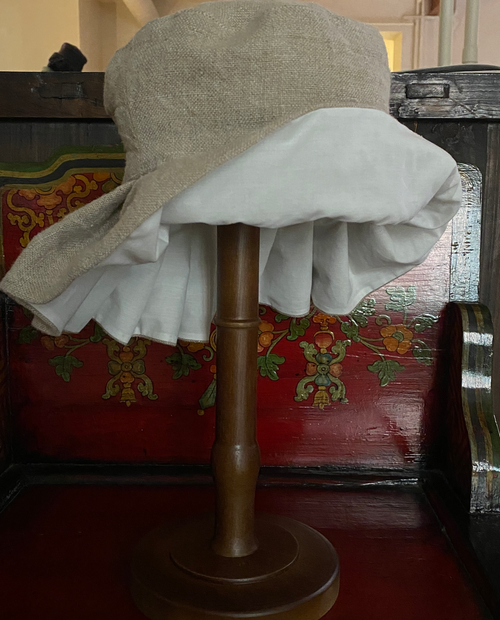 Linen hat