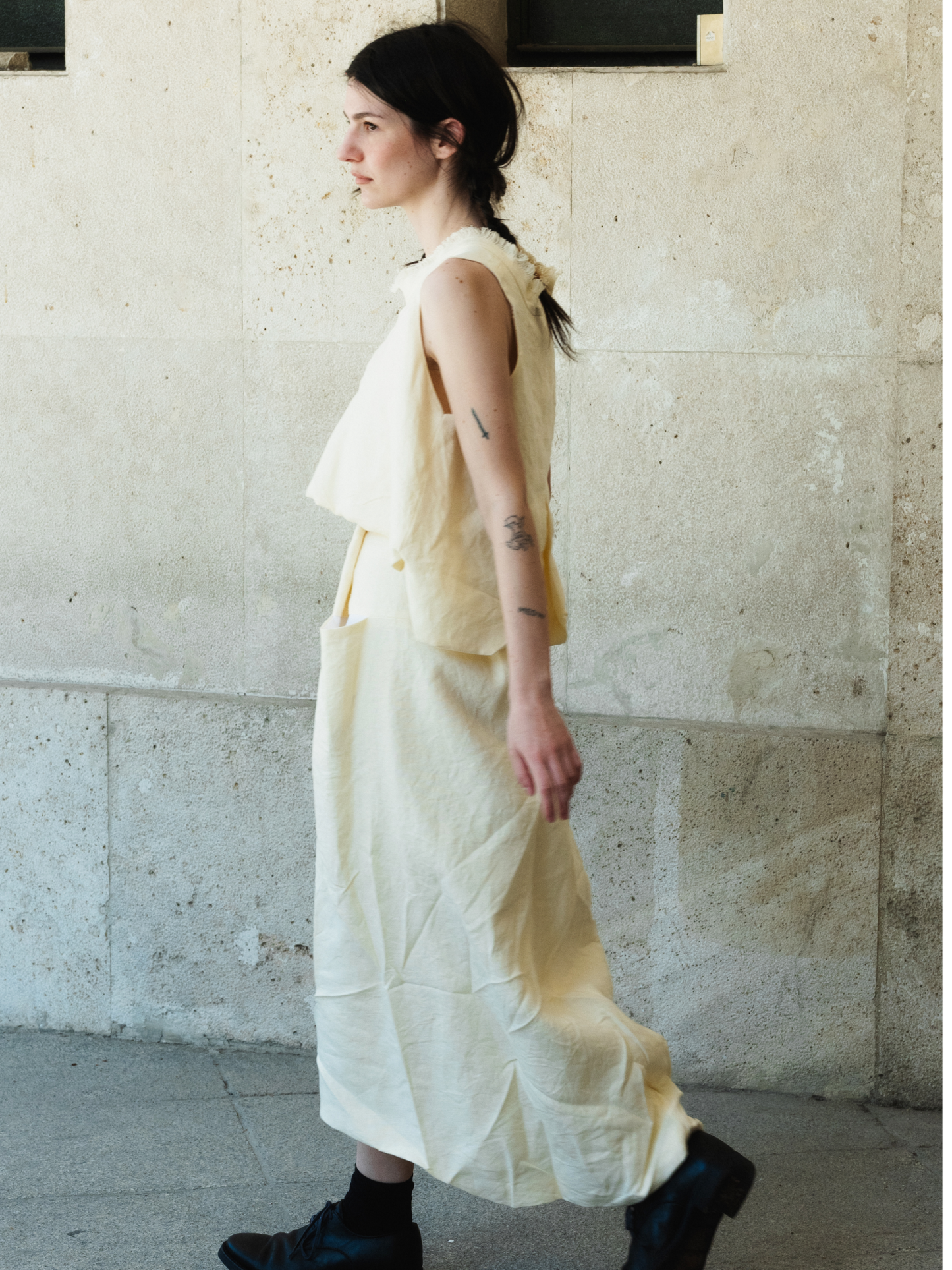 08. Cream linen skirt