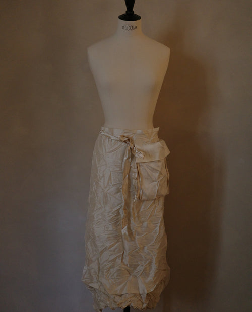 Falda dupioni con lazada