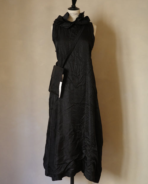 Sleeveless black silk dress
