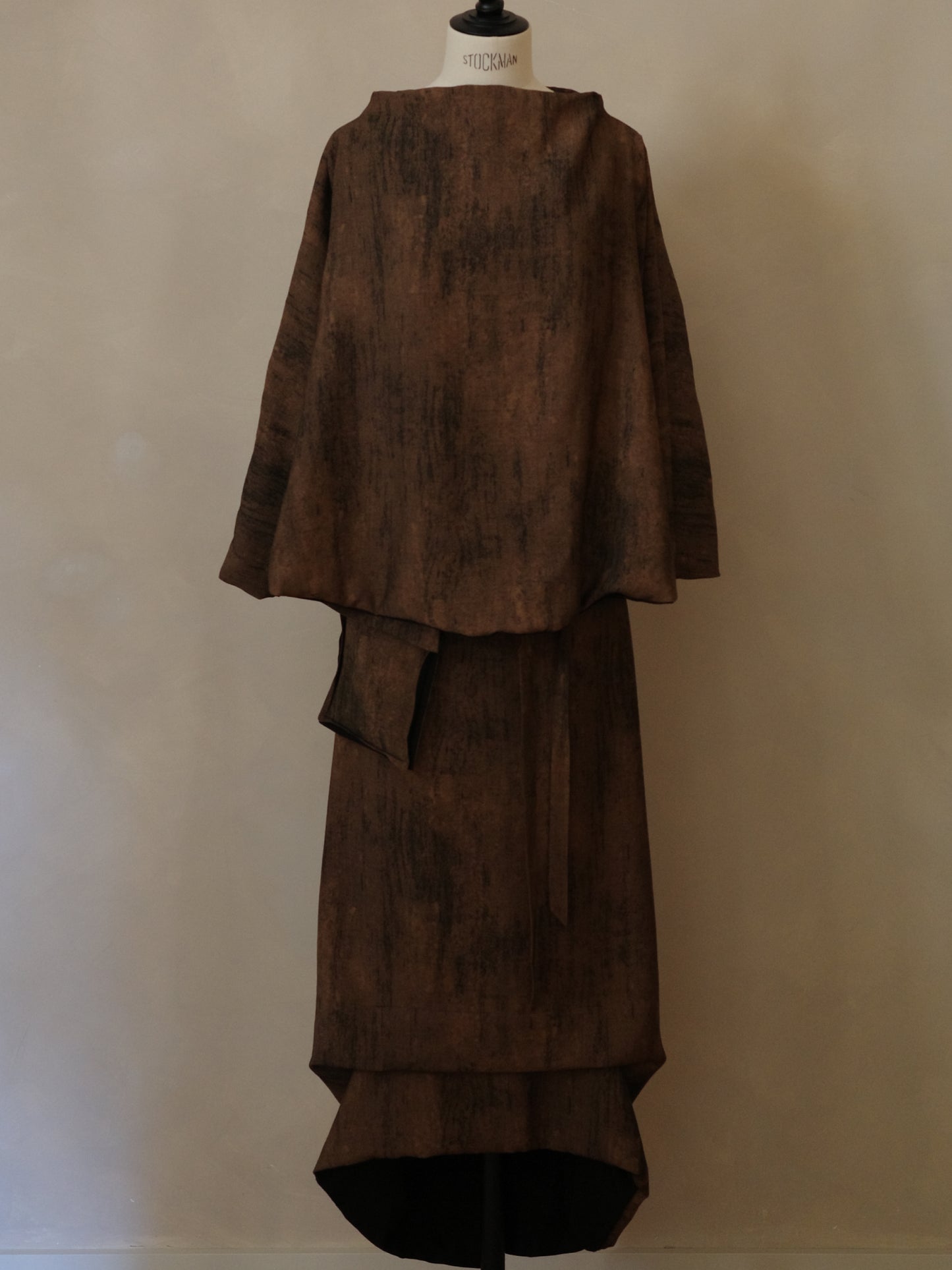 Vestido dos piezas de lino y algodón