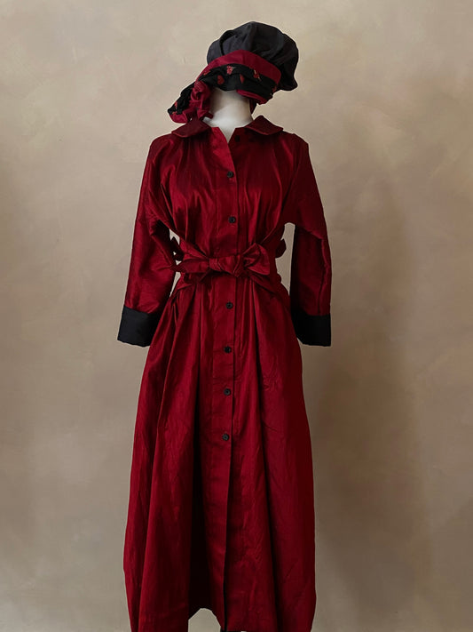 Red dupioni silk Menina dress