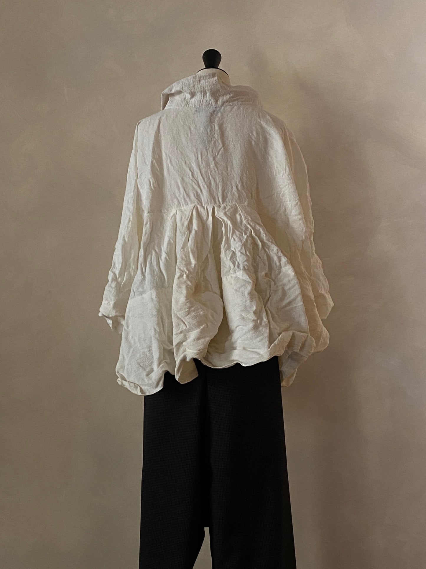 02. White linen shirt